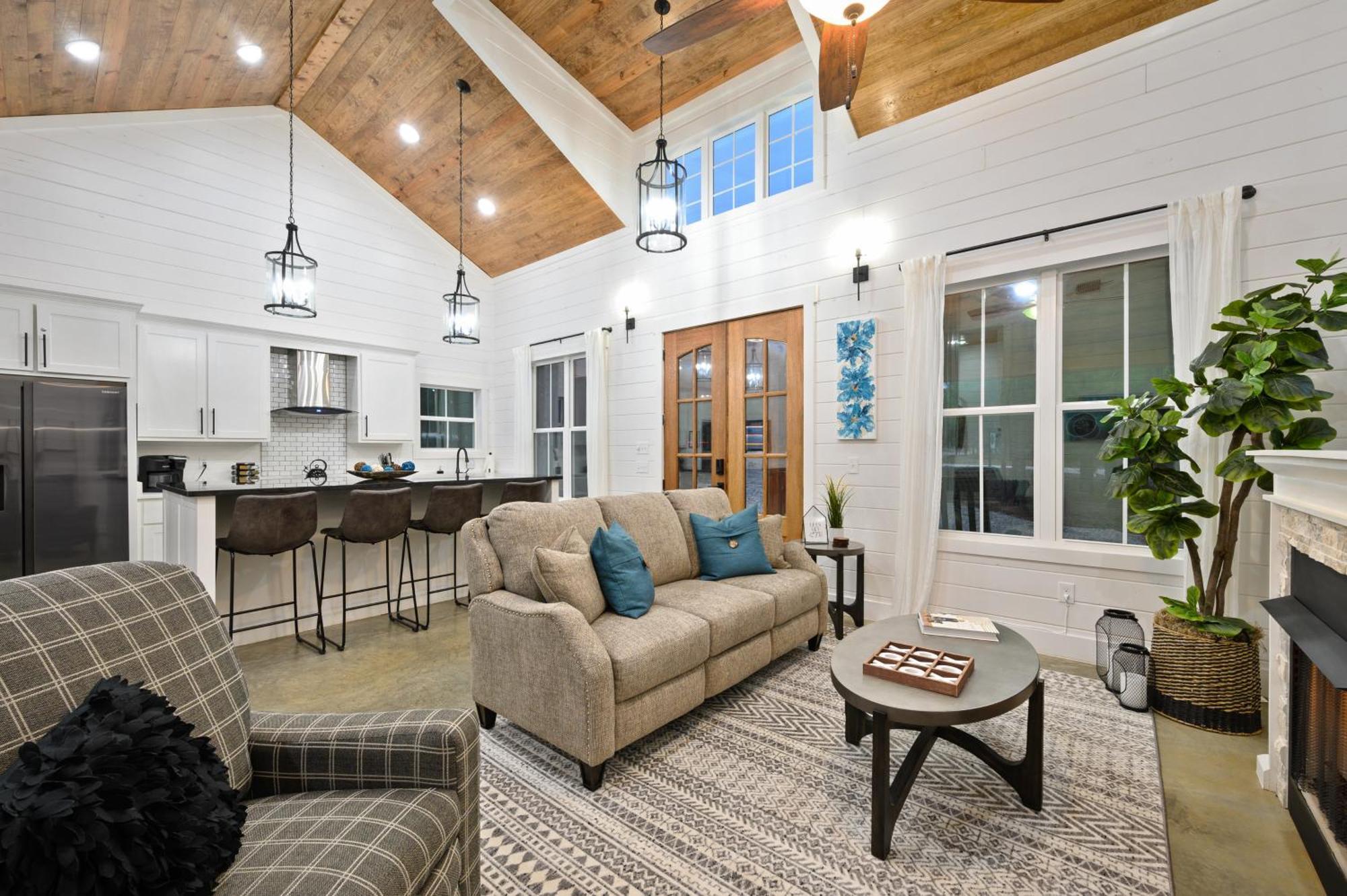 Bella Luna Cabin - Cozy Farmhouse Cabin, Private Deck, Swing Set, Fire Pit, Hot Tub Vila Broken Bow Exterior foto