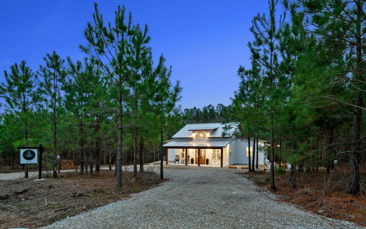 Bella Luna Cabin - Cozy Farmhouse Cabin, Private Deck, Swing Set, Fire Pit, Hot Tub Vila Broken Bow Exterior foto